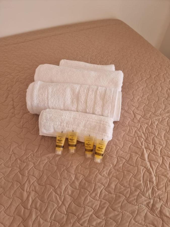 אדאמאס Joannes Vacation Rooms מראה חיצוני תמונה
