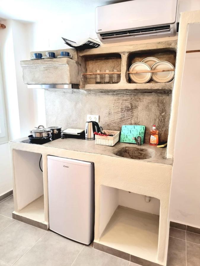 אדאמאס Joannes Vacation Rooms מראה חיצוני תמונה