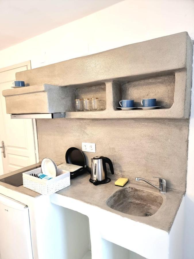 אדאמאס Joannes Vacation Rooms מראה חיצוני תמונה